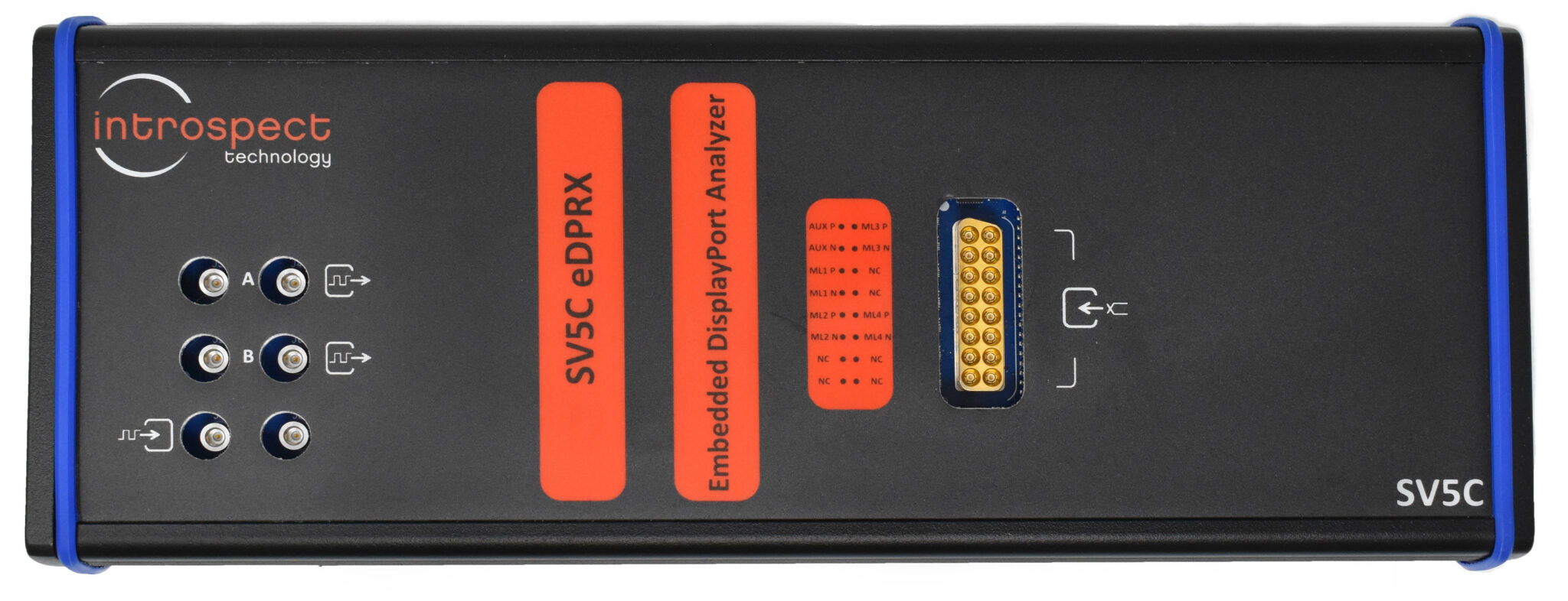 Engineer validating embedded DisplayPort panel self refresh sequences